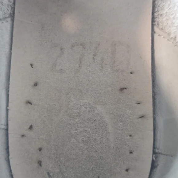 Golden Goose Superstar Sneakers Womens Red White Distressed Italy W-7.5 - Picture 7 of 8